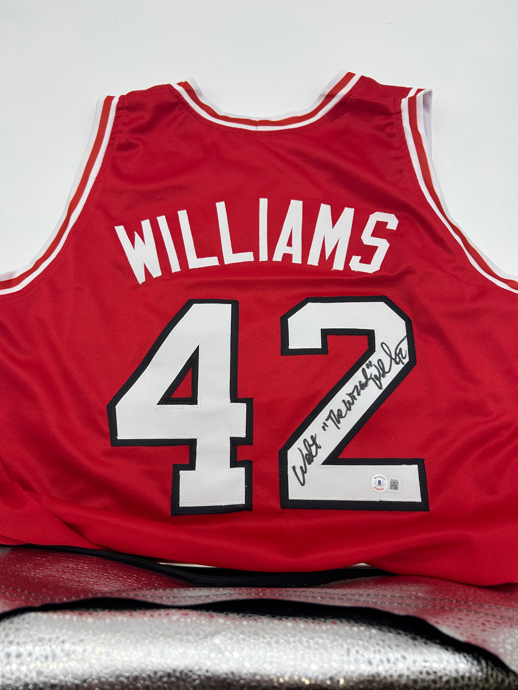 Walt “wizard” Williams signed jersey